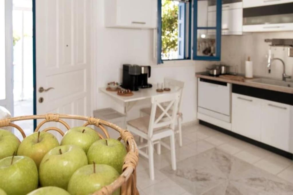 Zen Milos Green Apple Pollonia Extérieur photo